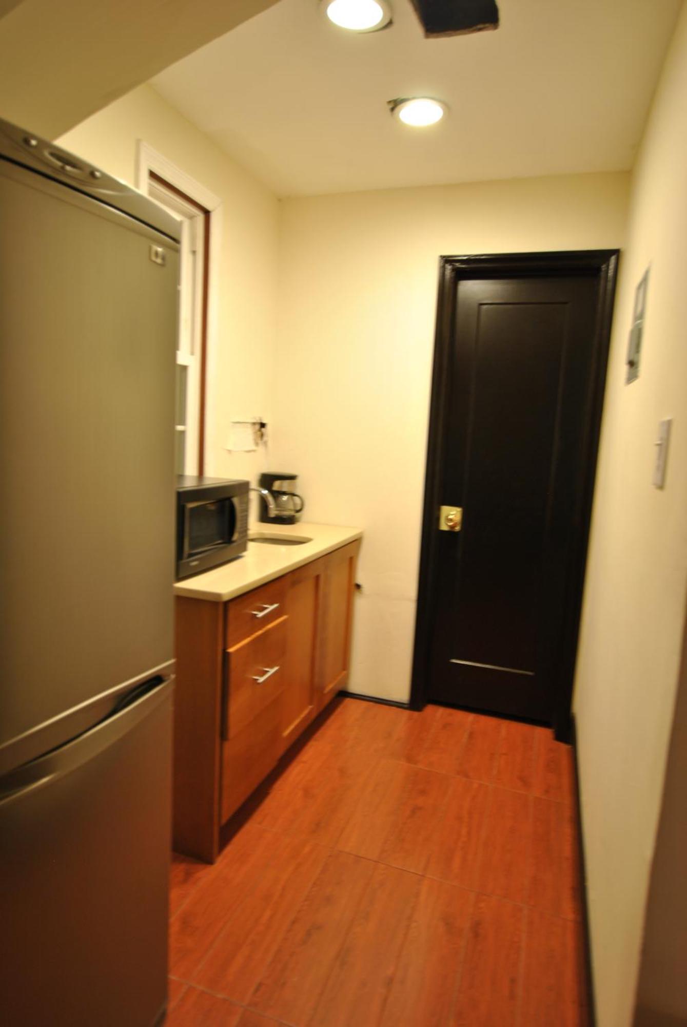 Ewr Airport Multilevel Guest House Room With 2-3 Beds Newark Ngoại thất bức ảnh