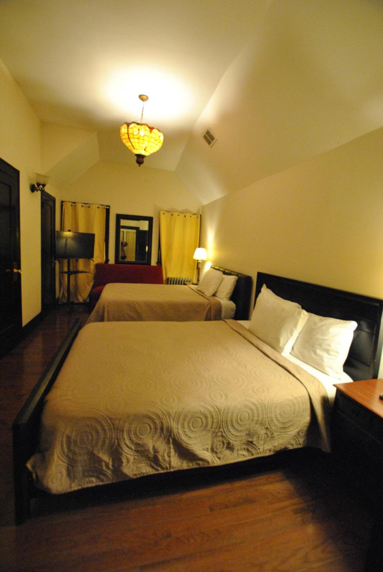 Ewr Airport Multilevel Guest House Room With 2-3 Beds Newark Ngoại thất bức ảnh