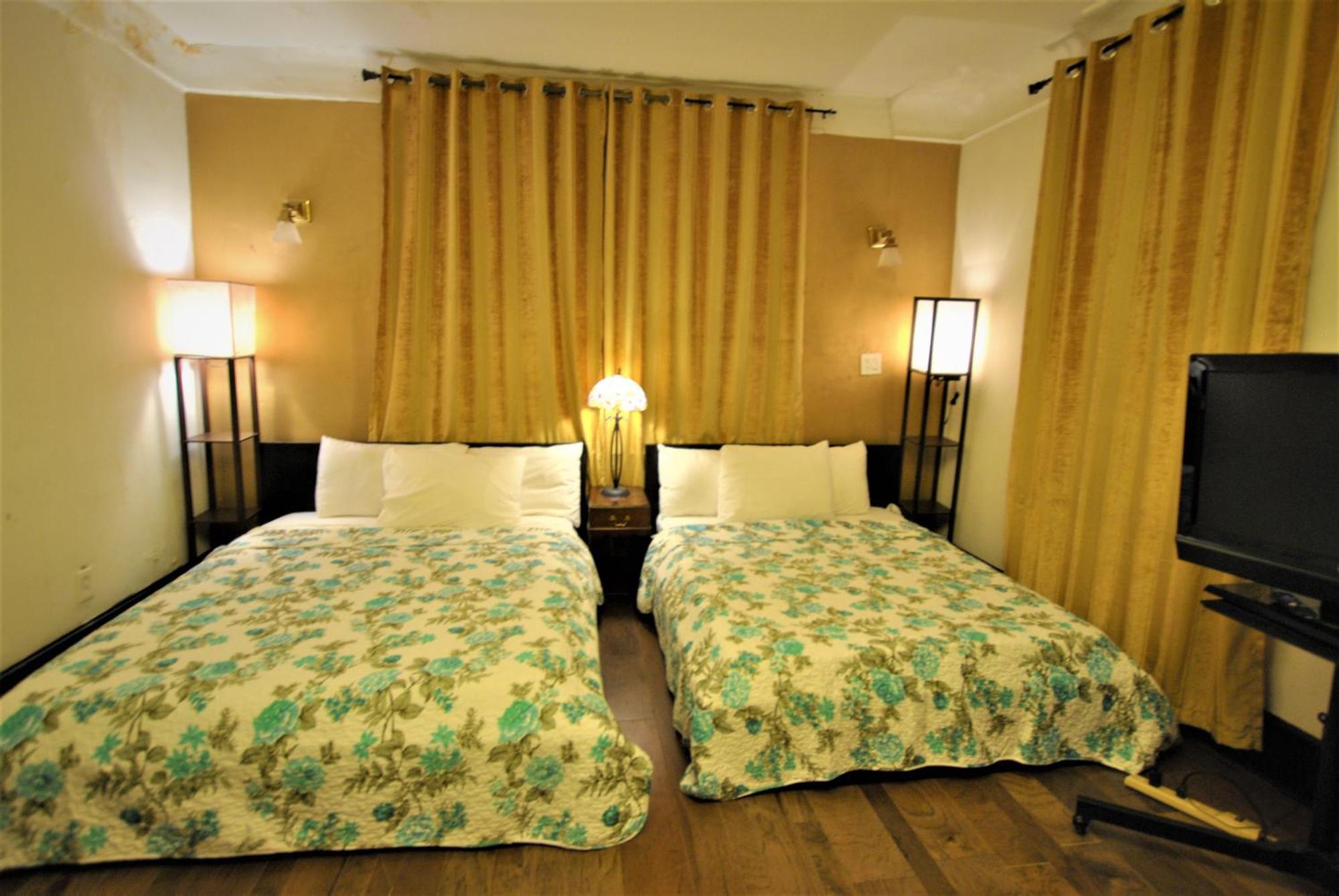 Ewr Airport Multilevel Guest House Room With 2-3 Beds Newark Ngoại thất bức ảnh